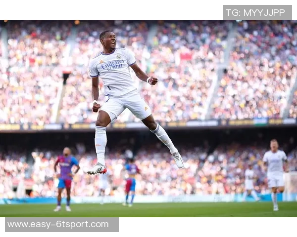 赫伊森因小腿伤缺席国家队训练皇马仍期待他能及时复出迎战国家德比